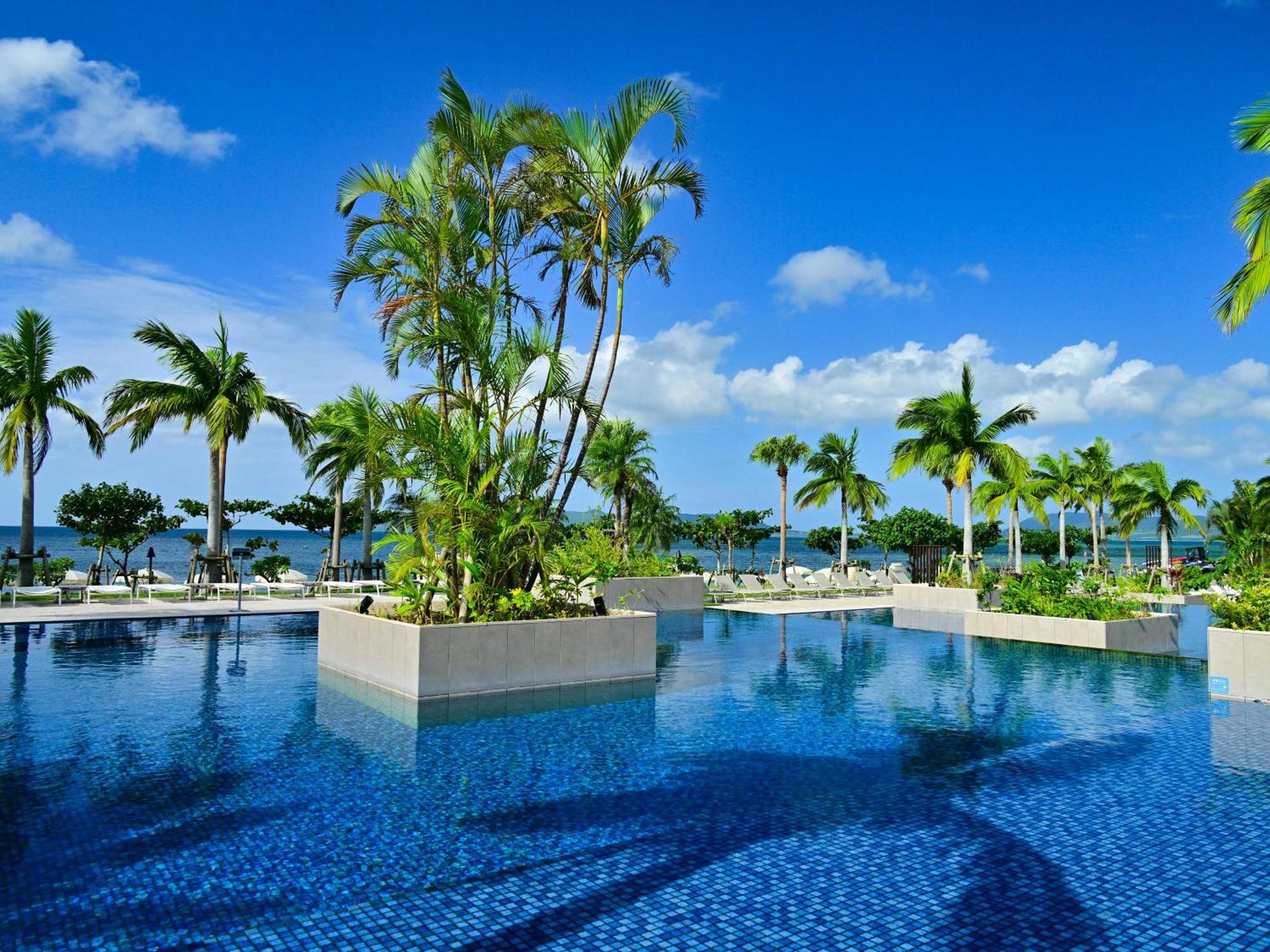 Fusaki Beach Resort Hotel & Villas Ishigaki  Bagian luar foto