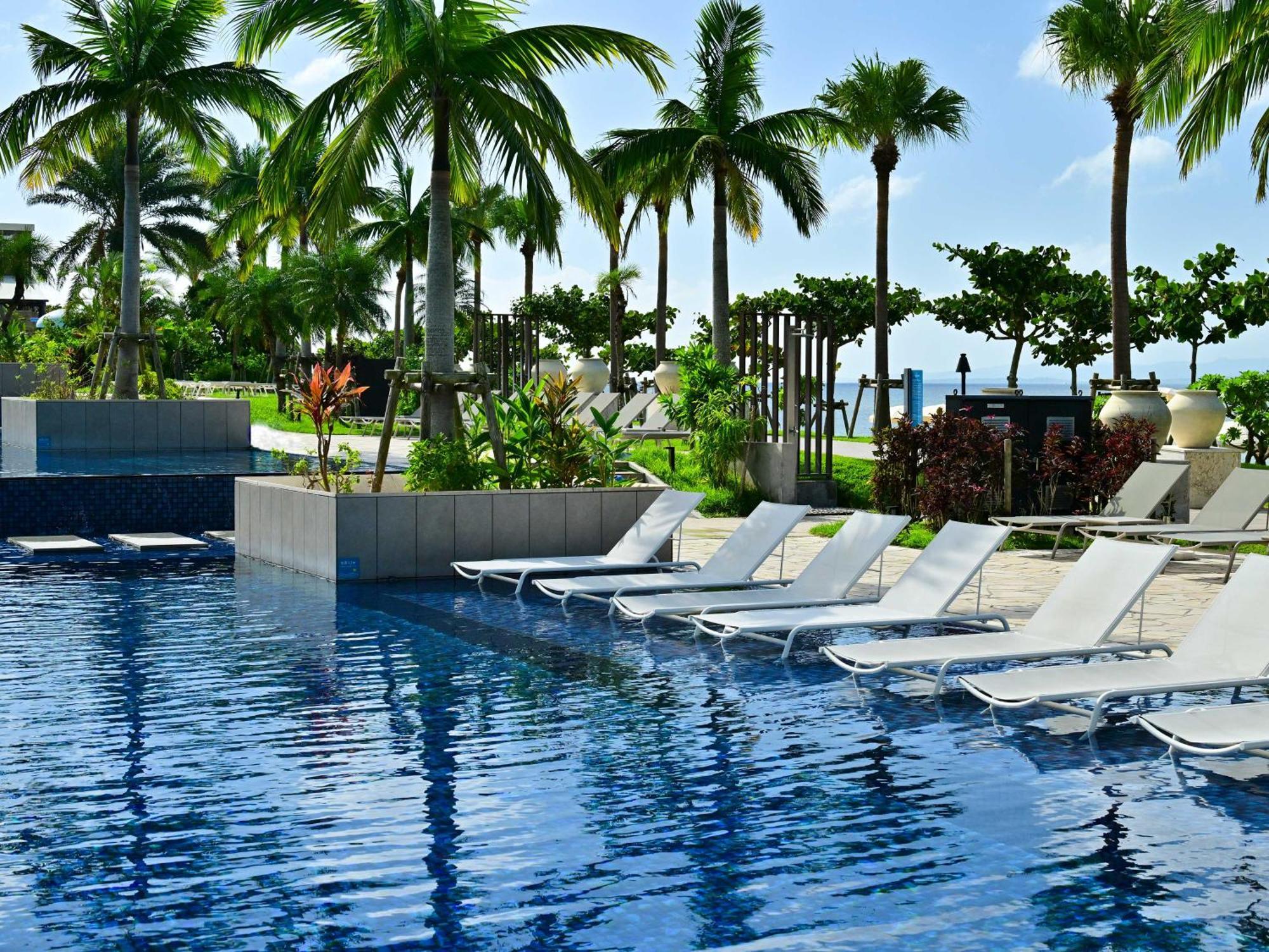 Fusaki Beach Resort Hotel & Villas Ishigaki  Bagian luar foto